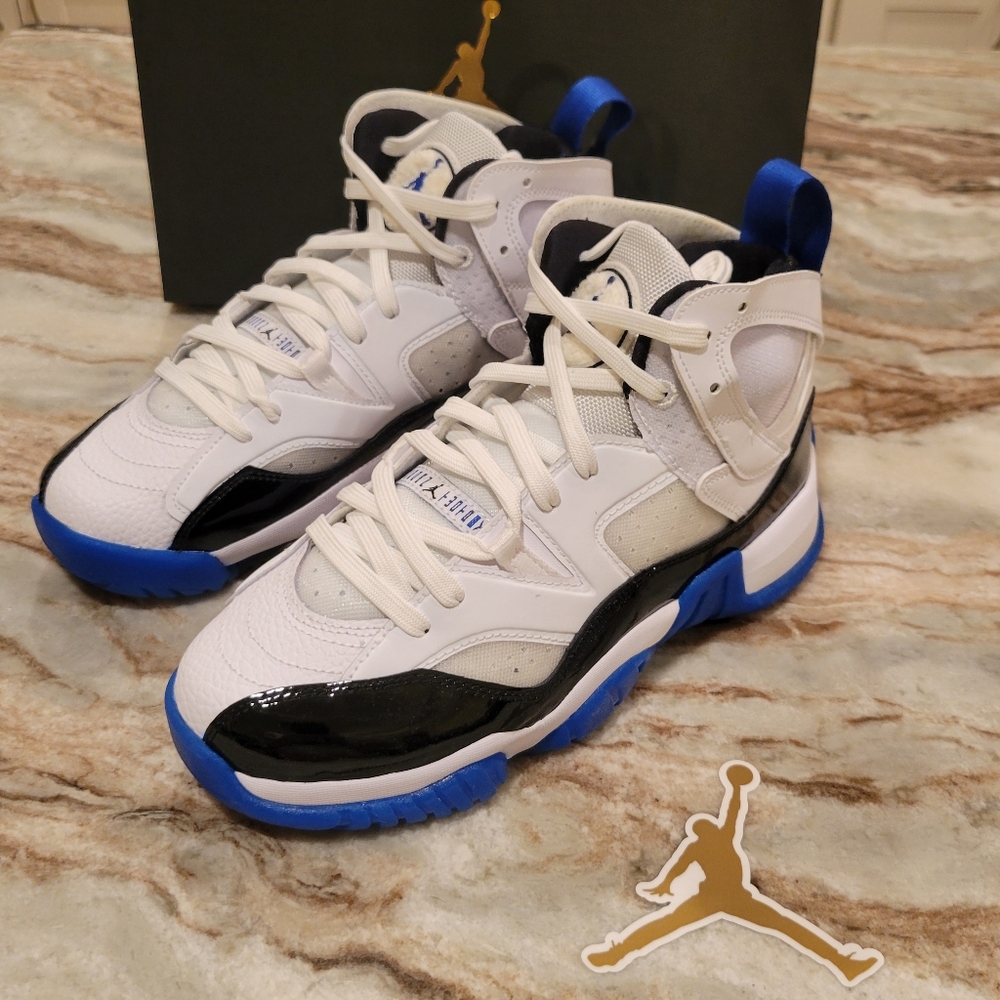 Air Jordan Jumpman Two Trey, Boys 6.5, White/Blue/Black, NWT in original…